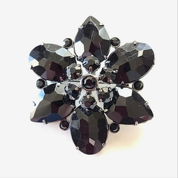 FAUX BLACK ONYX FLORAL VINTAGE PIN BROOCH - Picture 2 of 4